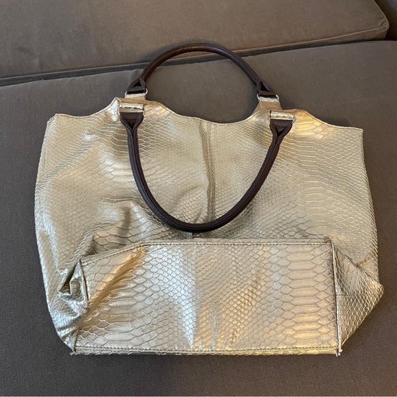 Neiman Marcus Gold Fake Snakeskin Tote - Picture 7 of 8
